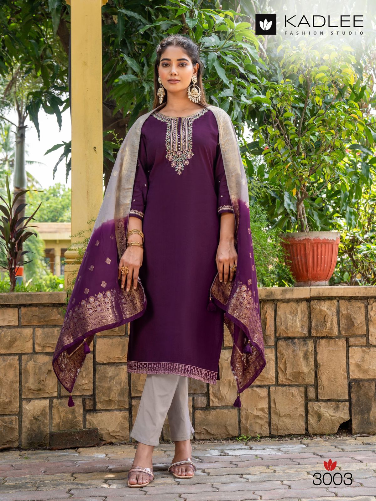 Bahaar By Kadlee Viscose Weaving Kurti With Bottom Dupatta Wholesale Shop In Surat